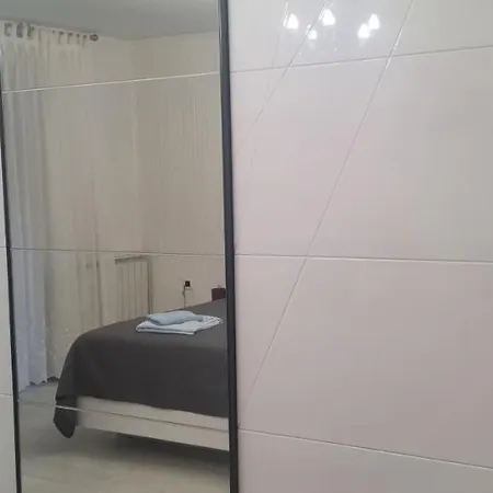 Laguna Apartman *