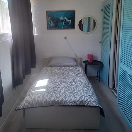 Laguna Apartman *